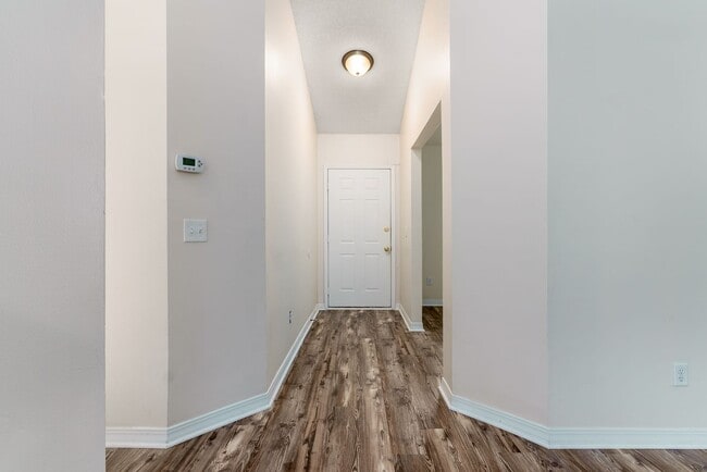 Building Photo - Home for rent