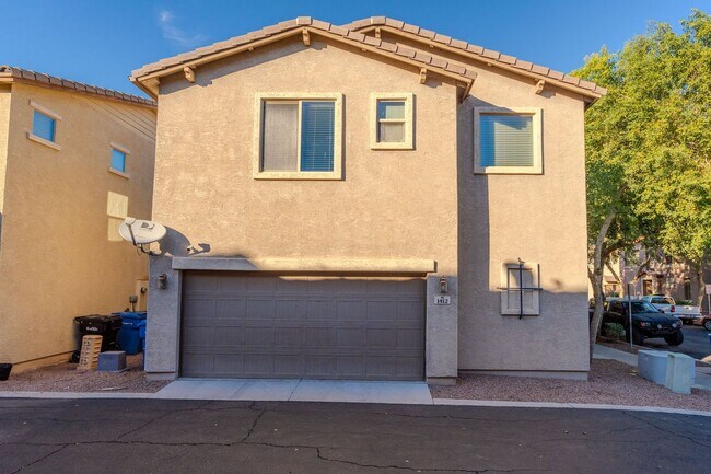 Foto del edificio - 3 bedroom home in Gilbert!