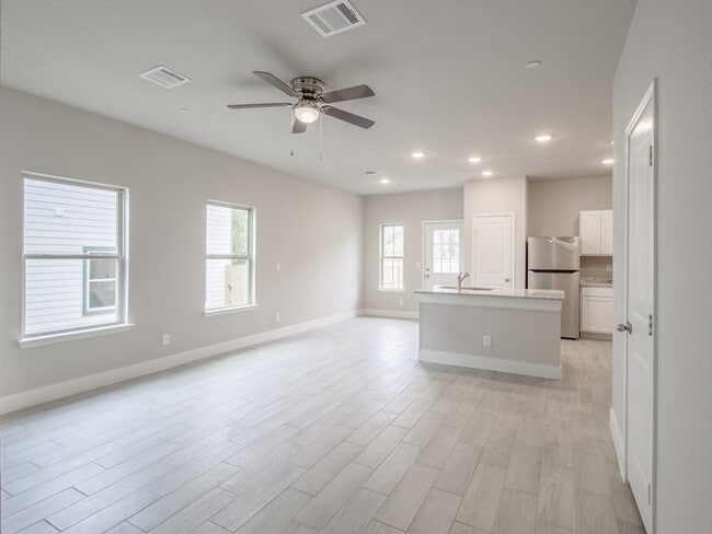 Photo - 7503 Savannah Brooks, Live Oak, TX 78233 Apartment
