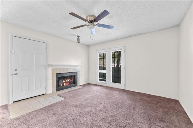 Foto del edificio - 9621 Walnut St