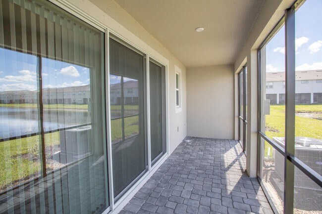 Foto del edificio - 2443 Arbor Wind Dr