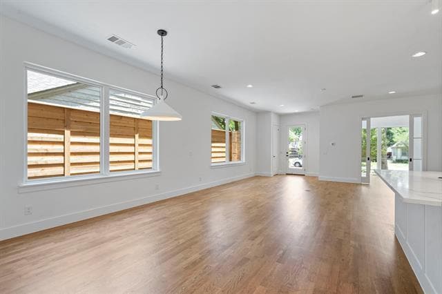 Building Photo - 5539 Longview St