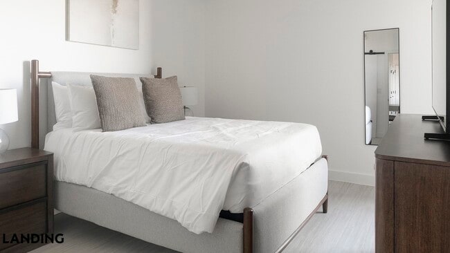 Foto del edificio - 1007 S Mint St