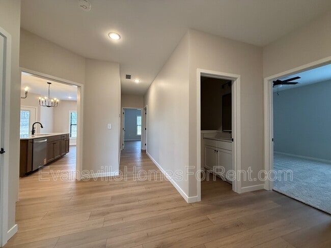 Foto del edificio - 3545 Sand Dr