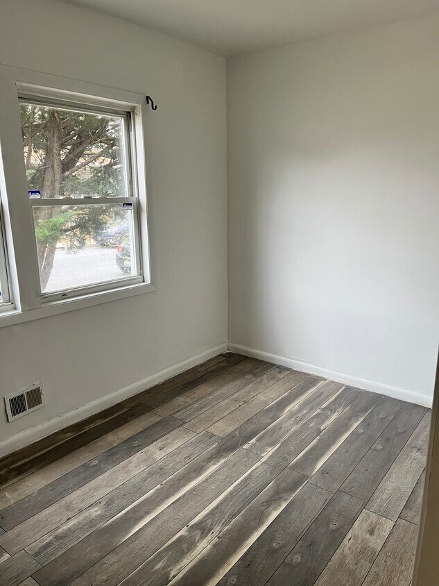 Building Photo - 4303 Furley Ave