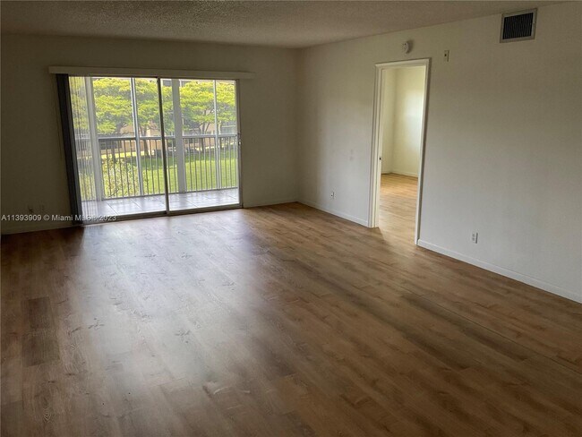 Building Photo - 13000 SW 15th Ct