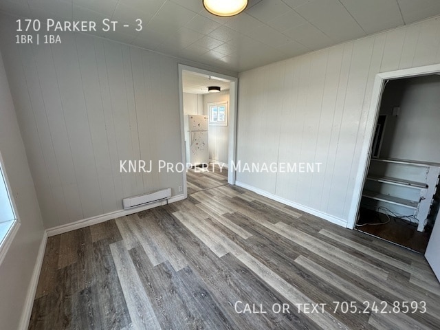 Photo du bâtiment - One Bedroom Apartment (Sturgeon Falls)