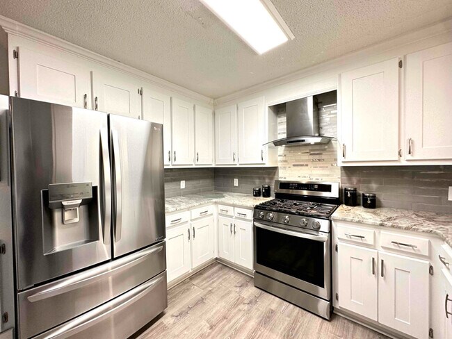 Foto del edificio - 1750 Dailey Terrace NW