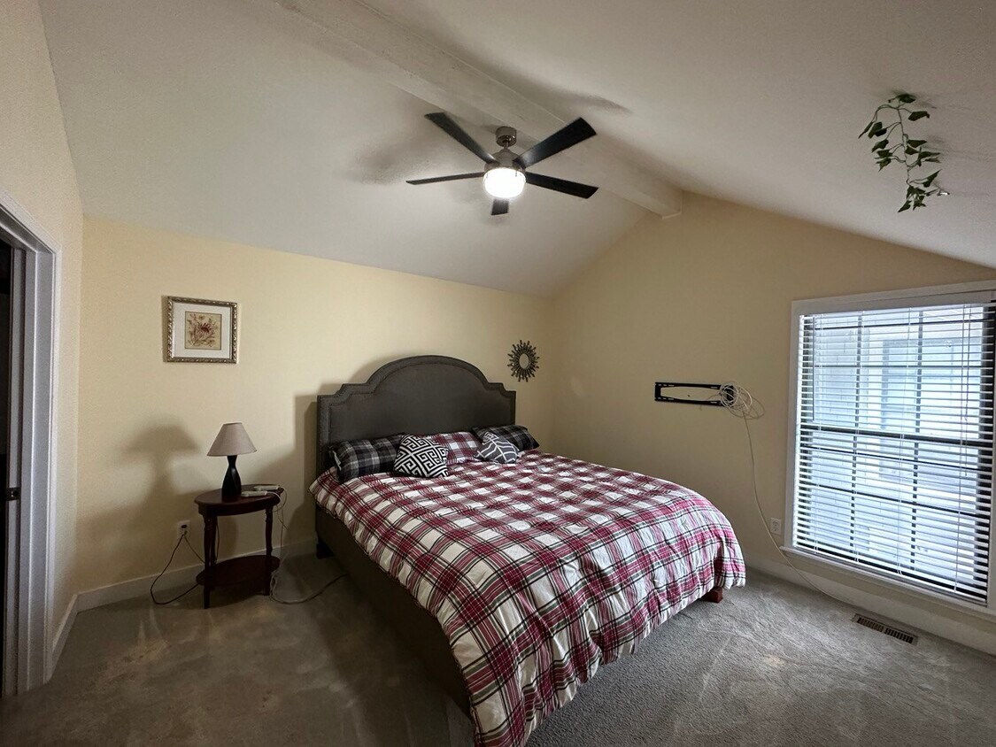 11903 W 58th Ter Unit H, Shawnee, KS 66216 Condo for Rent in Shawnee