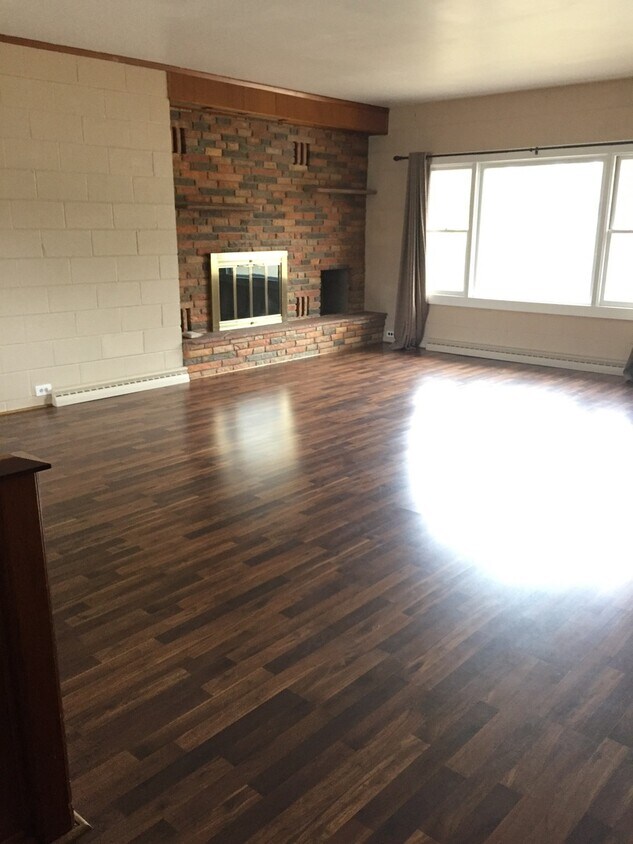 2404 Tompy St, Miles City, MT 59301 House Rental in Miles City, MT