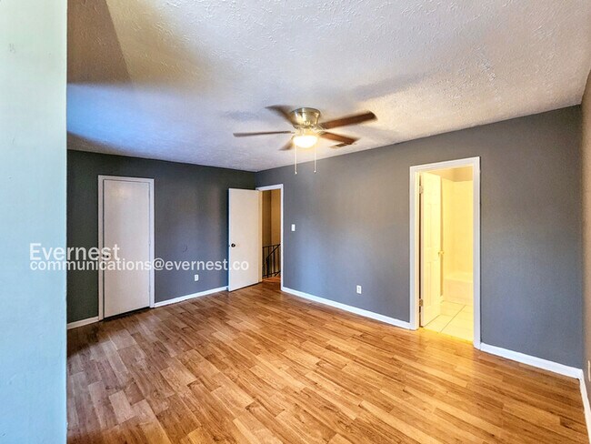 Foto del edificio - 2340 Beaver Ruin Rd