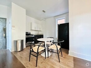 Building Photo - Furnished room/NOT APARTMENT