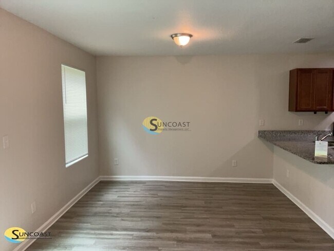Foto del edificio - 8337 Homeport Ct