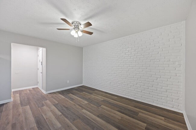 Interior Photo - 8Ninety at Loveland