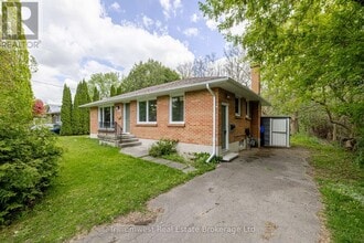 Building Photo - 284 Trott Dr Building Photo - 284 Trott Dr
