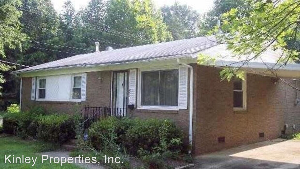 Primary Photo - 3 br, 1 bath House - 2901 Cricketeer Dr