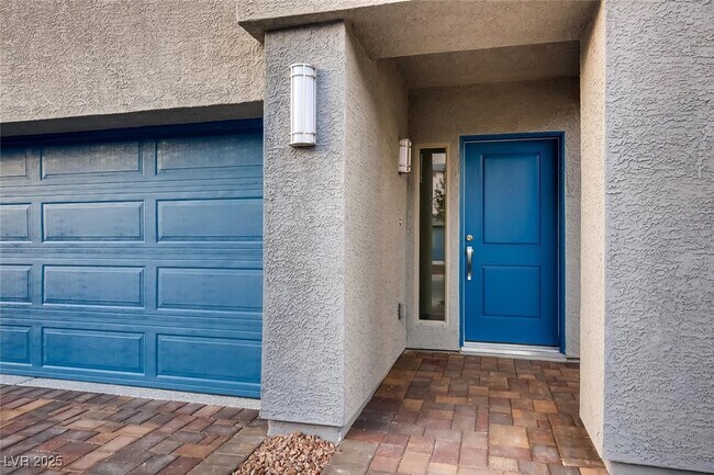 Foto del edificio - 8098 Misty Canyon Ave