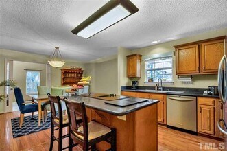 Building Photo - 612 Shiretown Ln
