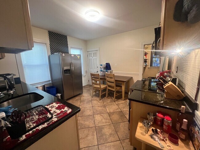 Foto del edificio - 85 Draper St