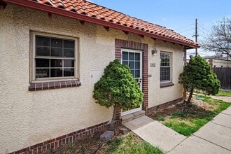 Building Photo - 1416 Ivy St