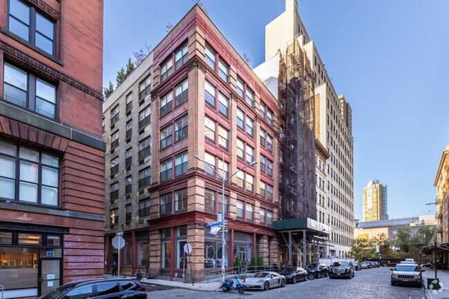 Building Photo - Jeffersonian Jay Street Corp.