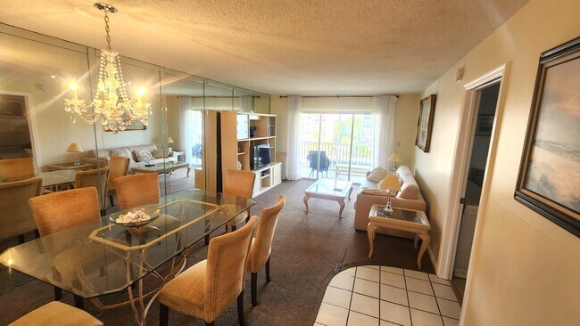 Foto del edificio - 2871 N Ocean Blvd