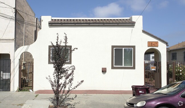 Building Photo - 1347 89th Ave