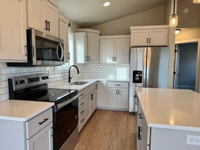 Building Photo - 6588 Joseph St