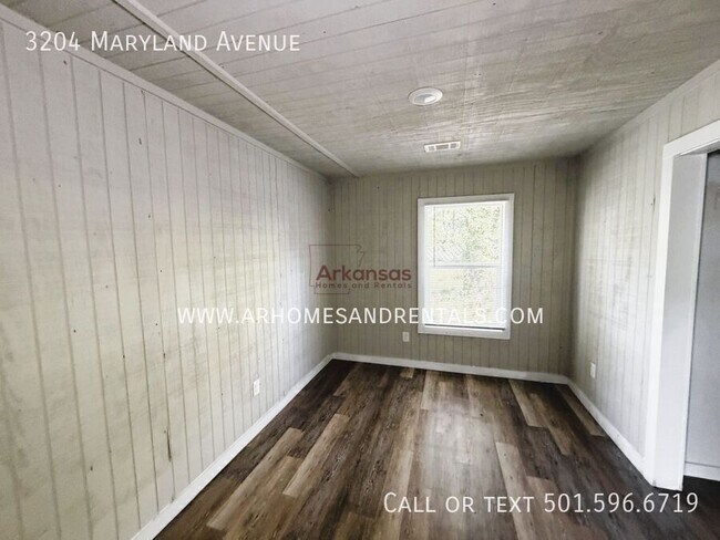 Foto del edificio - 3204 Maryland Ave