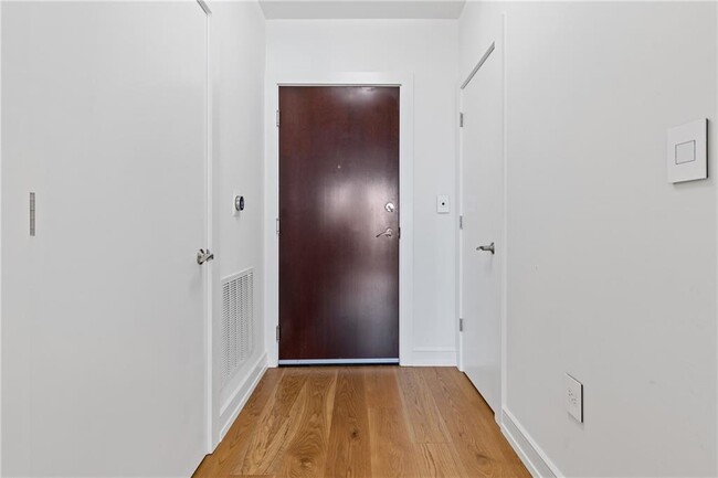 Foto del edificio - 222 12th St NE