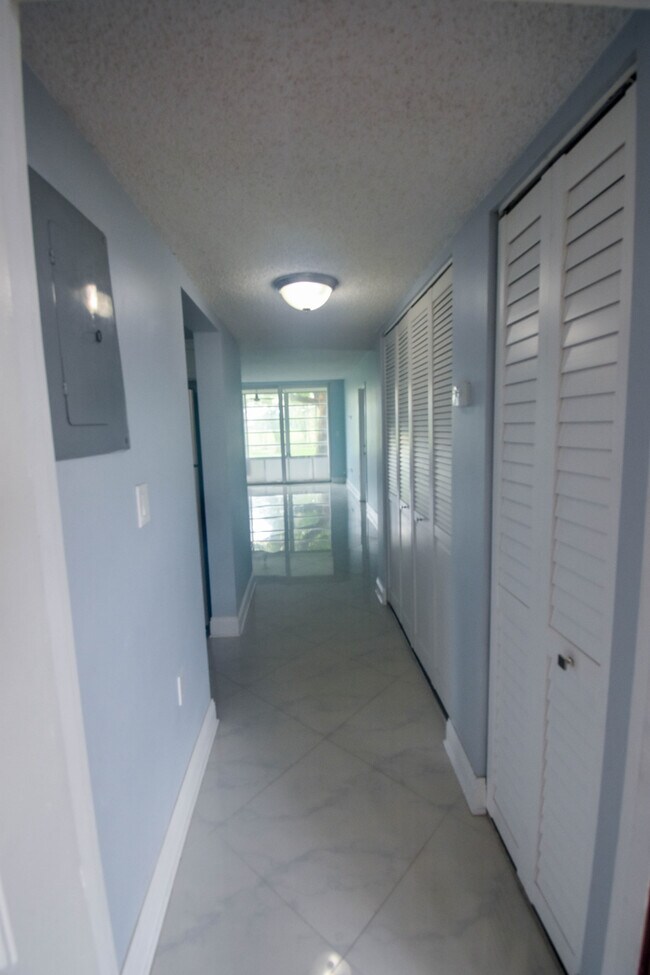 entryway - 8301 Sands Point Blvd