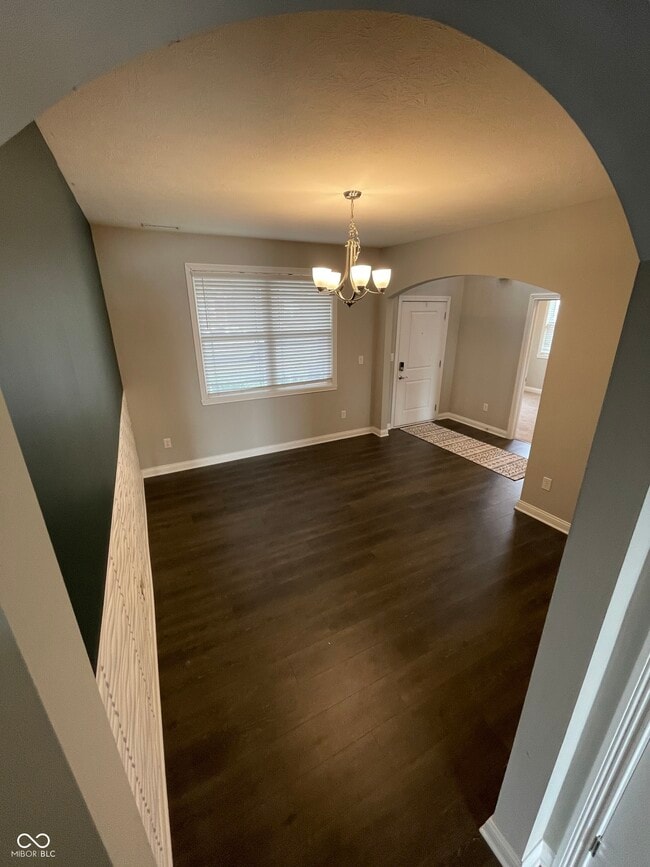 Foto del edificio - 7352 Doyal Dr