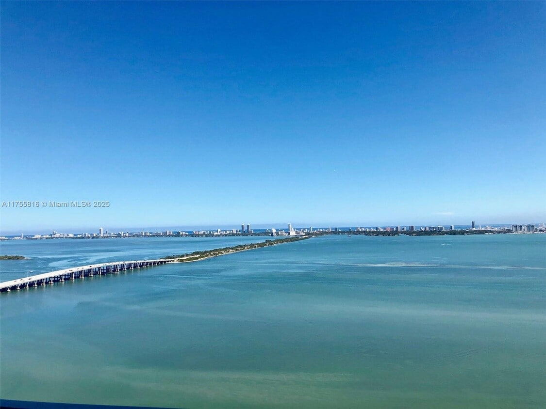 Photo - 2900 NE 7th Ave (Miami, FL)