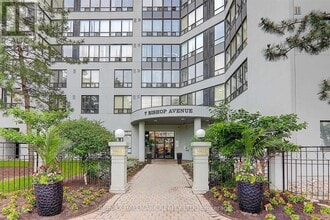 Building Photo - 7 Bishop Ave