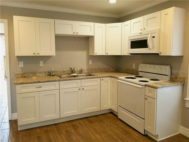 Building Photo - 519 S Orange Ave