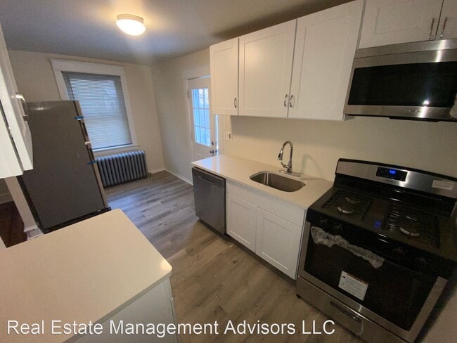 Building Photo - 3 br, 1 bath House - 357 Blanchard Rd