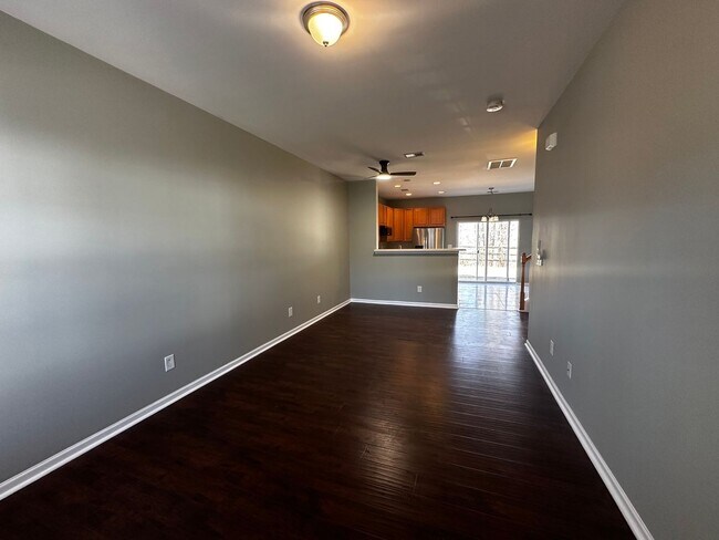 Foto del edificio - Exclusively Offered By Muse Realty Rentals, LLC