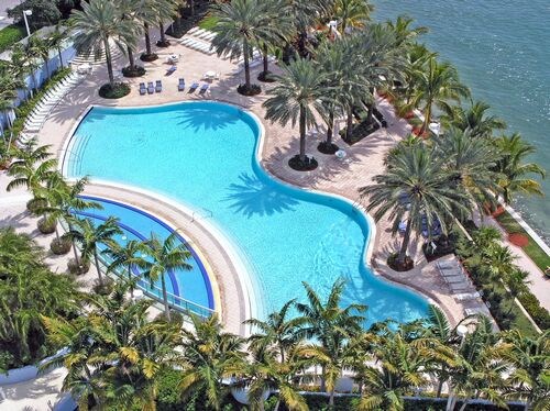 Flamingo South Beach Tower Apartments Miami Fl South Tower Pool Flamingo Beach