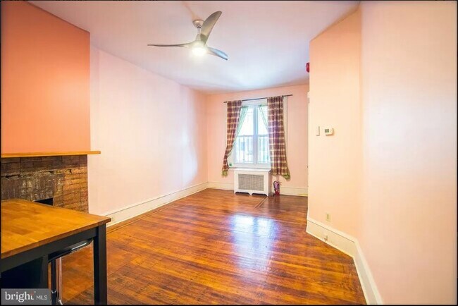 sala de estar - 5141-1 Hazel Ave