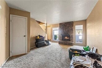Building Photo - 1628 Justin Ct