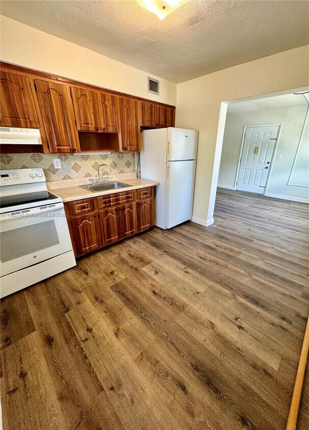 Foto principal - 4080 SW 2nd Terrace