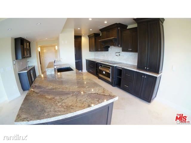 Foto principal - 865 Comstock Ave