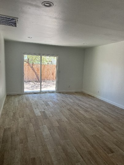 Building Photo - 1468 E Hedrick Dr