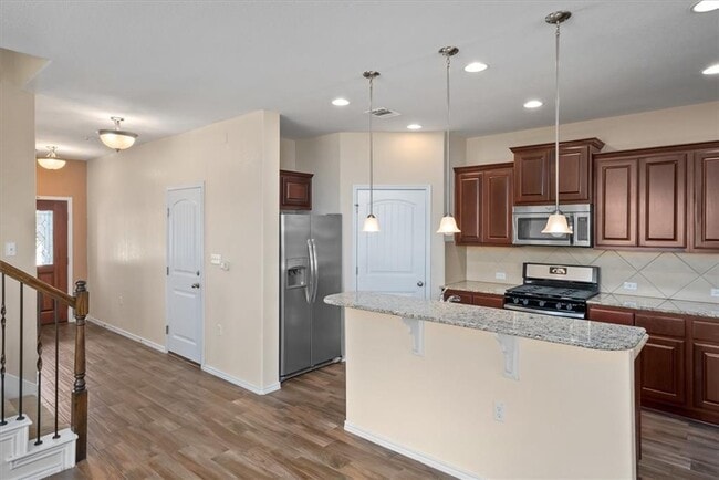 Building Photo - 5425 Kara Dr
