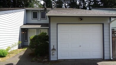 Building Photo - 6609 Cady Rd