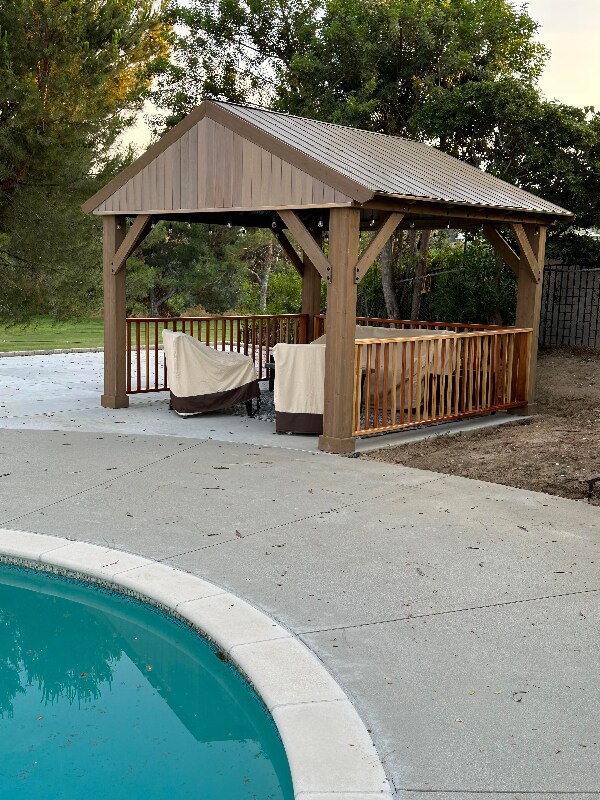 Foto del edificio - 18912 Pasadero Dr