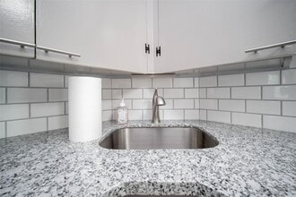 Building Photo - 1911 Forest Hill Blvd