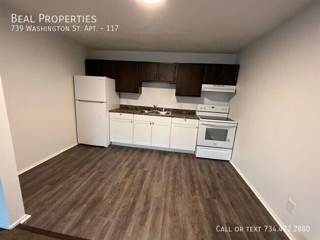 Foto del edificio - 739 Washington St