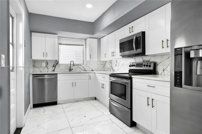 Foto del edificio - 2833 SW 5th St
