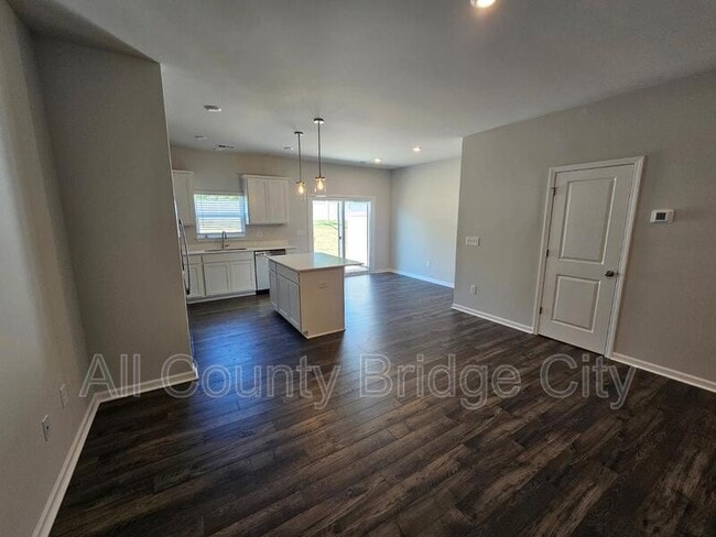 Building Photo - 157 Randwick Ln